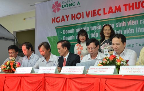 ĐH Đông Á (Đà Nẵng): Đồng hành cùng sinh viên suốt khóa học